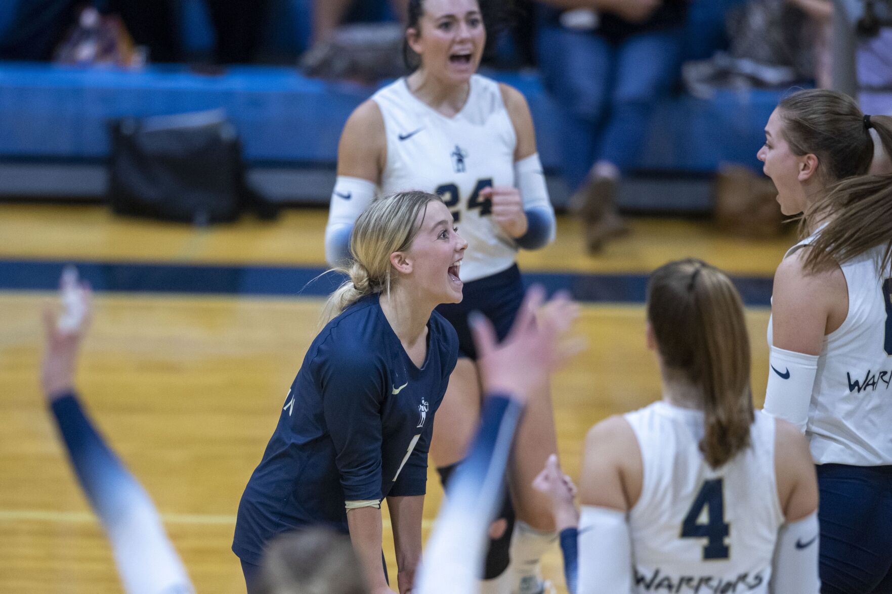 092122-owh-spo-patvolley-kc0002.JPG